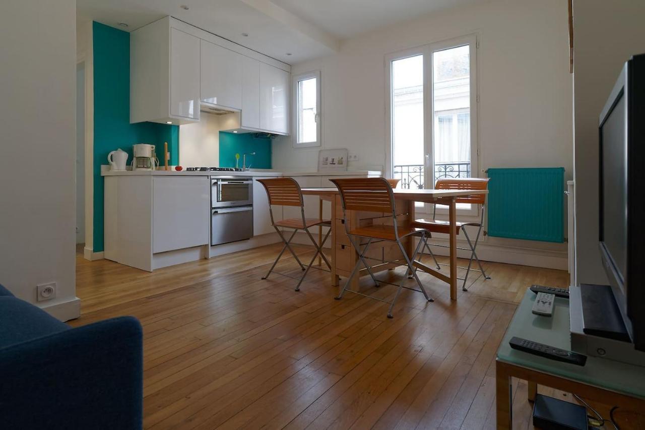 Quiet Apartment Near Montmartre Париж Экстерьер фото